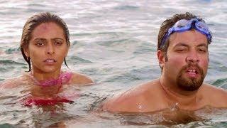 Watch Suzana Rodrigues's narrow escape - Warning Movie Video