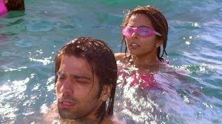 Watch Manjari Fadnis is traumatized - Warning Movie Video