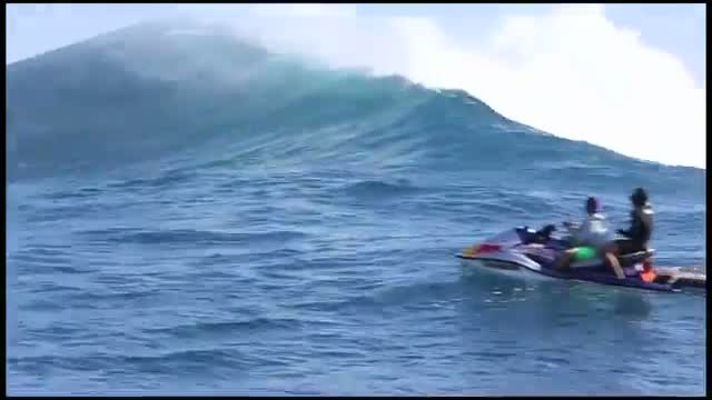 Watch Shaun Walsh at Jaws - 2014 Ride of the Year Entry - Billabong XXL Big Wave Awards Video Video