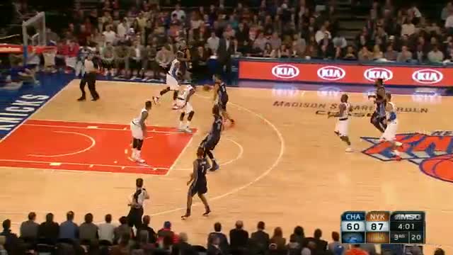 Watch NBA: Carmelo Anthony Scores a Career-High and Knicks Franchise Record 62 Points! Video