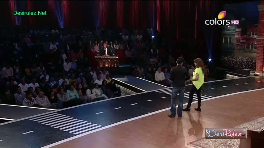 Watch Comedy Nights With Kapil - Bipasha Basu - 25th January 2014 - Part 2/5 Video