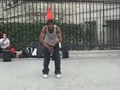 Watch Superb Street Dance Performance - Street Dance in Paris Video