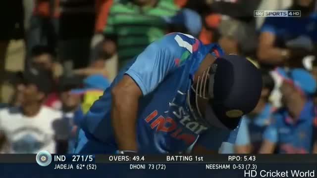 Watch Epic Run Out Fail - Jimmy Neesham vs India - IND vs NZ 4th ODI 2014 - 28 January 2014 Video