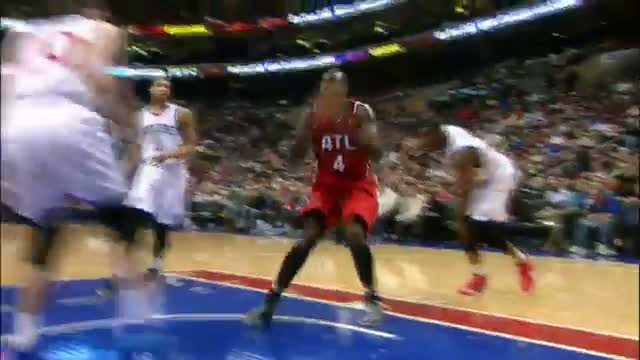 Watch NBA: Paul Millsap Spins and Throws Down the Sick Tomahawk Video