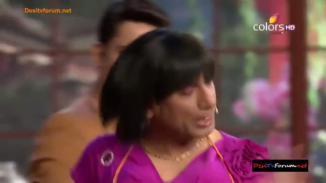 Watch Comedy Nights With Kapil - Parineeti Chopra And Siddharth Malhotra To Promote Their New Upcoming Movie Hasee To Phasee - 1st February 2014 - Part 3/4 Video