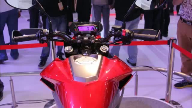 Watch Honda CX-01 Concept Unveiled LIVE At Auto Expo 2014 Video Video