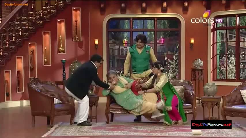 Watch Comedy Nights with Kapil - Bhojpuri Special With Bhojpuri Biggest Satrs Ravi Kishan, Manoj Tiwari and Nirahua - 8th February 2014 - Part 2/4 Video