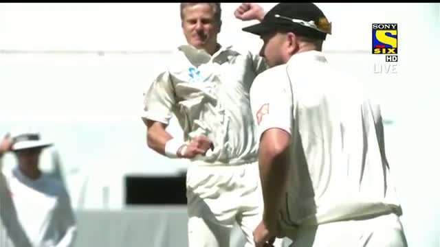 Watch Incredulous Moments India vs New zealand - 1st Test Day 3 Feb 2014 Highlights Video Video