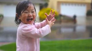 Watch Little Girl Experiences Her First Rainfall Video