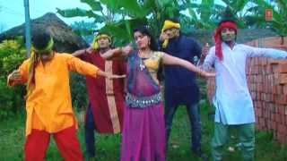 Watch Hot Bhojpuri Holi Dance Video 2014 "Umtaiylae Babu Aasharam" Movie: Aam Aadmi Ki Holi Video