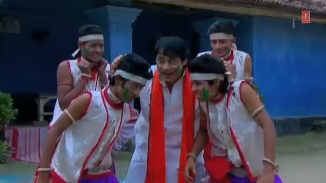 Watch Hot Bhojpuri Holi Dance Video 2014 "Kejriwal Jhadu Lekey" Movie: Aam Aadmi Ki Holi Video