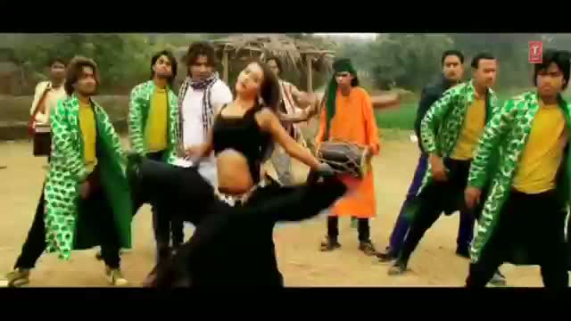 Watch Hot Bhojpuri Holi Dance Video 2014 "Chhiya Ledar Hoi Abki Saal" Movie: Bhataar Holi ( Bhojpuri Panki ) Video