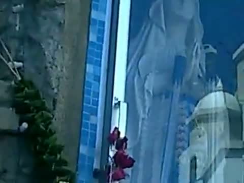 Watch Miracle at Perambur Church Chennai-Our Lady Of Lourdes Video