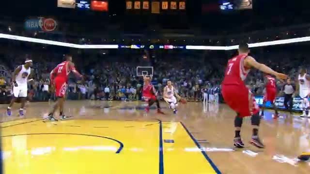 Watch NBA: Stephen Curry Sinks the Floater to Force OT Against Houston! Video