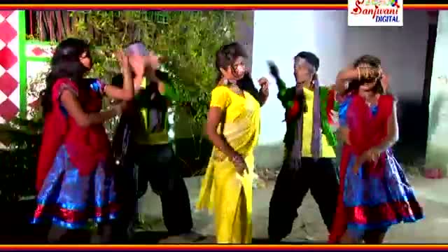 Watch Bhojpuri New 2014 Hot Holi Song "Holi Me Ke Rangi Niche Ke Saman" By Jitendra Masiha Video