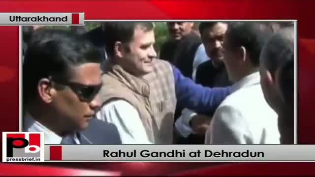 Watch Rahul Gandhi reaches Dehradun to address Congress rally Video
