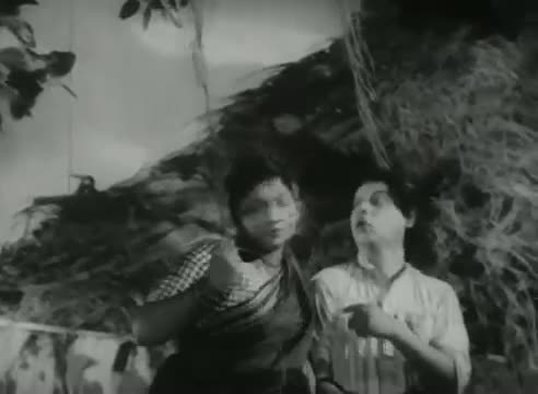 Watch Adi Tharapuram Thambaram - Sivaji Ganesan, Bhanumathi - Makkalai Petra Magarasi - Tamil Classic Song Video