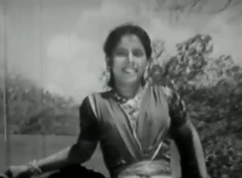 Watch Maalayin Velai - MGR, B.S Saroja - Genova - Tamil Classic Song Video