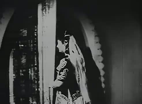 Watch Mayakkum Maalai - MGR, Rajakumari - Gulebakavali - Tamil Classic Song Video