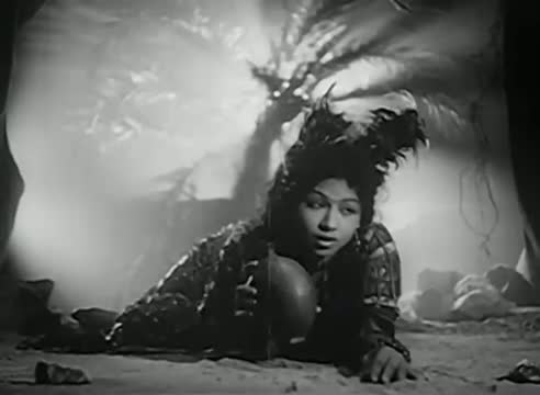 Watch Aasaiyum Nesamum - MGR, Rajakumari - Gulebakavali - Tamil Classic Song Video