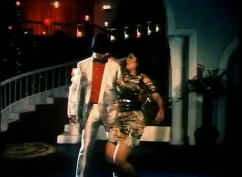 Watch Madhuvin Mayakam - Arjun, Gautami - En Thangai - Tamil Classic Song Video