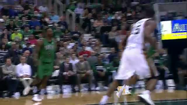 Watch NBA: Richard Jefferson Rebounds his Own Shot and Throws Down the Slam Video
