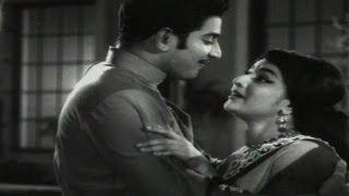 Watch Nenu Manishine Movie Songs - Palarati Mandirana Feat. Kanchana And Krishna - Telugu Cinema Movies Video