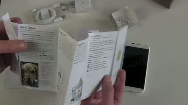 Watch Motorola Moto X Unboxing and Hands on Video