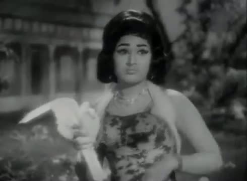 Watch Kangalirendum - MGR, Jayalalitha, Vanisri - Kannan En Kadhalan - Tamil Romantic Song Video