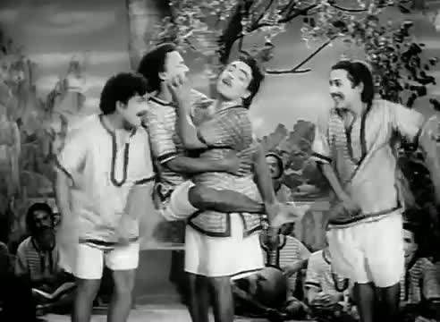 Watch Chinna Kutty Naththanar - Mainavathi, S.A Nagarajan, K.A Thangavelu - Tamil Classic Song Video
