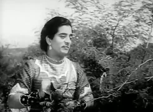 Watch Manjal Pusivarum - Mainavathi, S.A Nagarajan, K.A Thangavelu - Tamil Classic Song Video