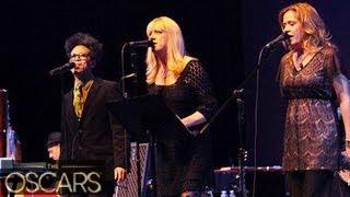 Watch Oscars 2014 - Pink, Pharrell Williams, U2, Idina Menzel To Perform Video