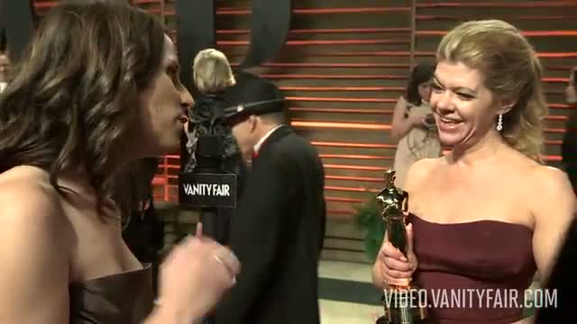 Watch Dallas Buyers Club Makeup Artist Robin Matthews at the 2014 Vanity Fair Oscar Party Video