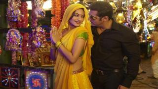 Watch Tere Mast Mast Do Nain Instrumental Song (Hawaiian Guitar) - Dabangg - Salman Khan & Sonakshi Sinha Video