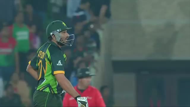 Watch Shahid Afridi smashed 20 runs in Shakib Al Hasan over (Asia Cup 2014 - 8th ODI Ban vs Pak) Video