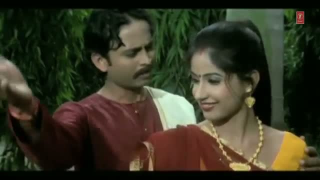 Watch Bhojpuri Video Song "Hamra Laaj Lagela" Movie: Saiyan Sipahiya Video
