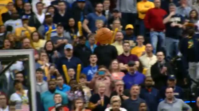 Watch NBA Phantom: Klay Thompson's Game Winner Against the Pacers Video