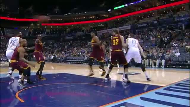 Watch NBA: Josh McRoberts' Behind the Back Dish Video