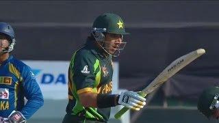 Watch Misbah ul Haq scored 37th ODI half century (Asia Cup 2014 - Final, Pak vs SL) Video