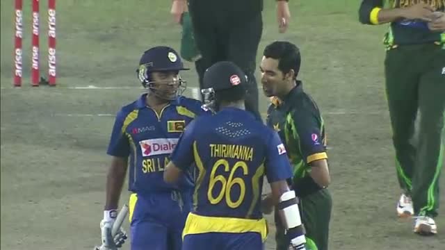 Watch CRICKET FIGHT: Umar Gul and Lahiru Thirimanne's verbal fight (Asia Cup 2014 - Final, Pak vs SL) Video