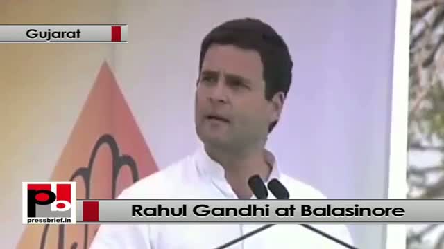 Watch Rahul Gandhi at Congress rally: Gujarat is shining only for some business houses, part 01 Video