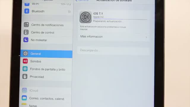 Watch Apple releases iOS 7.1 with reboot fix, UI tweaks, and CarPlay Video