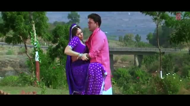Watch Bhojpuri Hot Video Song "Ojha Banake Saiyan" Movie: Ab Ta Banja Sajanwa Hamaar Video