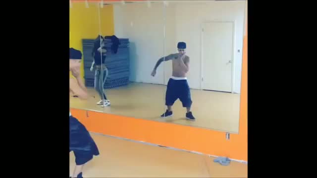 Watch Justin Bieber & Selena Gomez dancing to Ordinary People by John Legend Video