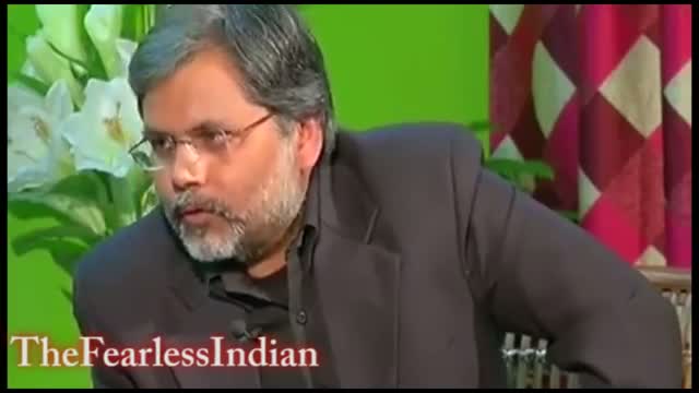 Watch Biggest Expose Till Date : Arvind Kejriwal and Punya Prasun Bajpai Exposed ! #Selling Bhagat Singh ! Video