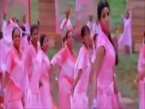 Watch Do Me A Favour Lets Play Holi Waqt (2005) - Priyanka Chopra & Akshay Kumar - Holi Special Song Video