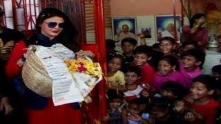 Watch Rakhi Sawant 's HOLI SPECIAL VIDEO Video