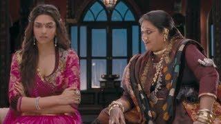 Watch Enraged Supriya Pathak chops off Deepika's finger - Goliyon Ki Raasleela Ram-leela Video