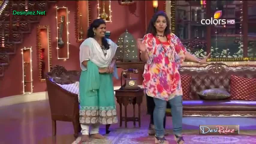 Watch Comedy Nights with Kapil - Remo Dsouza, Terence Lewis, Nikiten Dheer, Mouni Roy and Kailash Kher - Holi Sepcial - 15th March 2014 - Part 6/7 Video