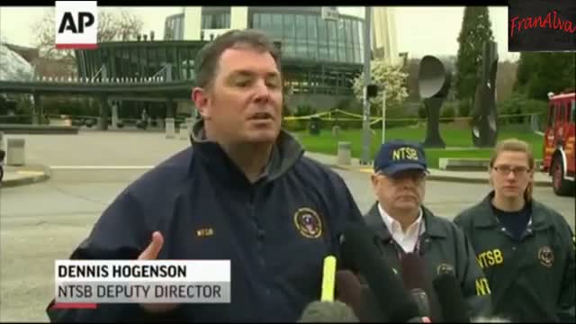 Watch Seattle Helicopter Crash: Two People Killed After KOMO TV News Helicopter Crashes Video